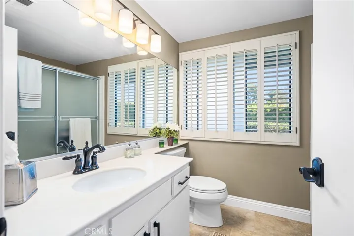 12 Viejo, Irvine, California 92612