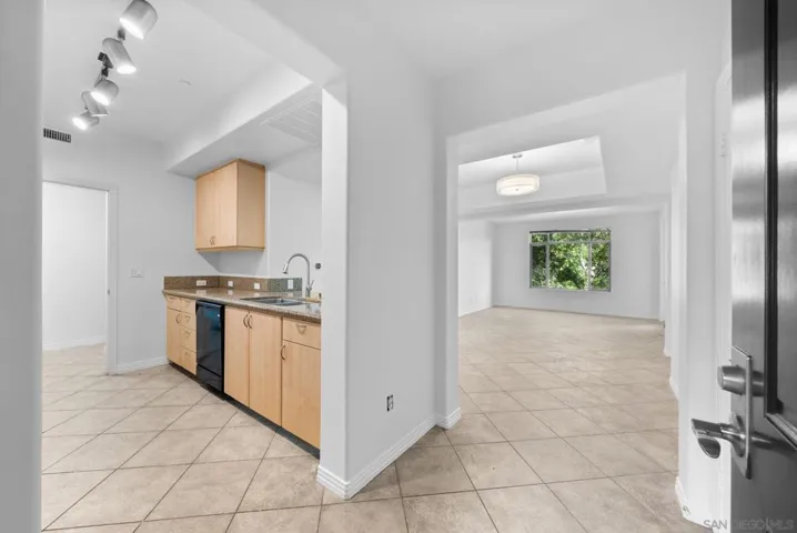 8275 Station Village Ln 3209, San Diego, California 92108