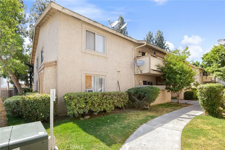 8021 Mango Avenue, Fontana, California 92336