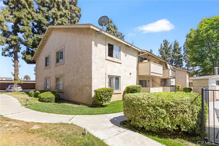 8021 Mango Avenue, Fontana, California 92336