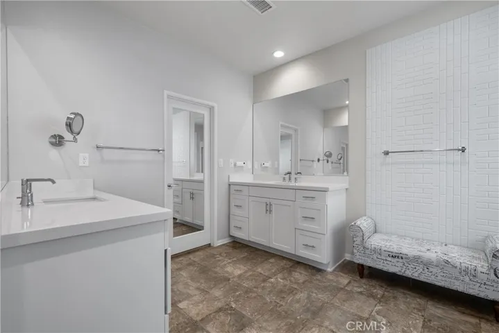 39102 Mondell Pine Avenue, Palmdale, California 93551