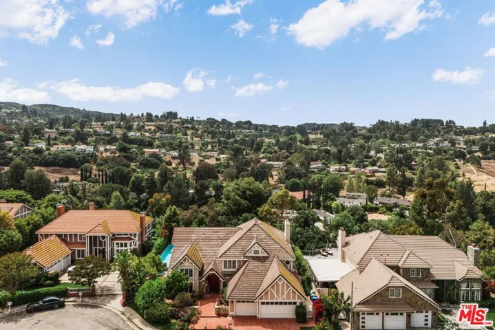 19365 Lemmer Drive, Tarzana, California 91356
