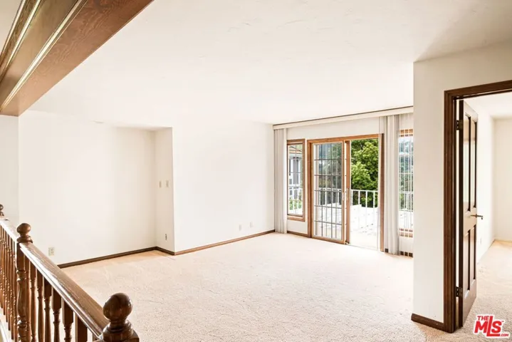 19365 Lemmer Drive, Tarzana, California 91356