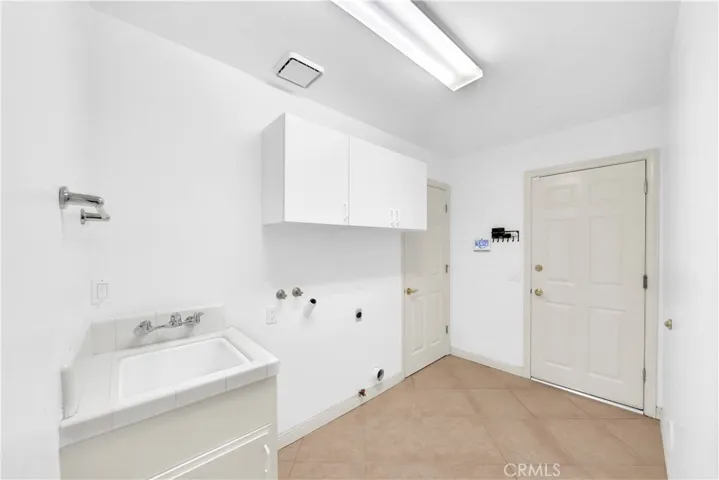 19091 Beckwith, Irvine, California 92603