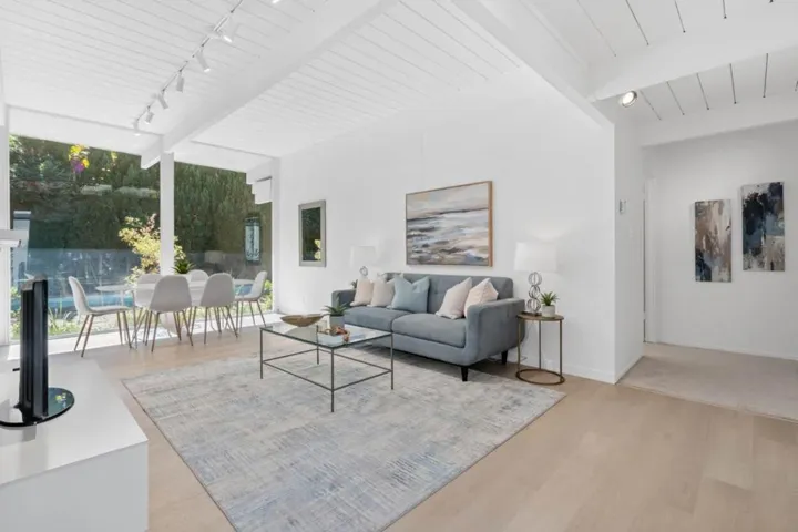3930 Grove Avenue, Palo Alto, California 94303