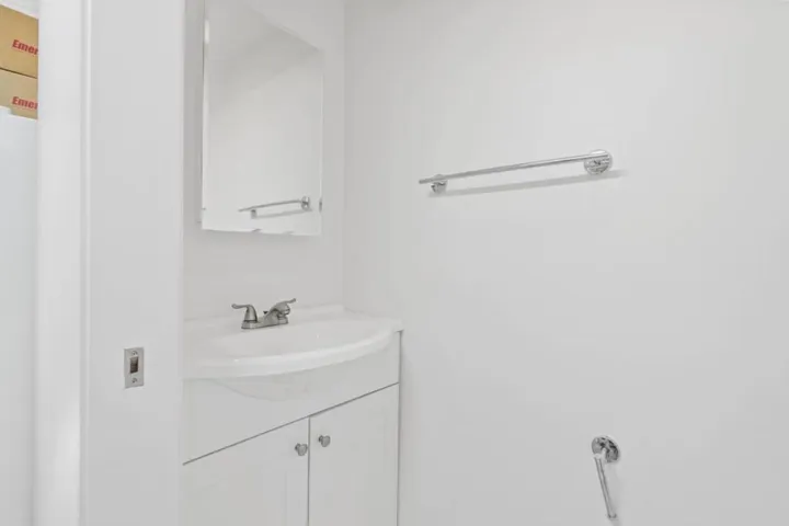 3930 Grove Avenue, Palo Alto, California 94303