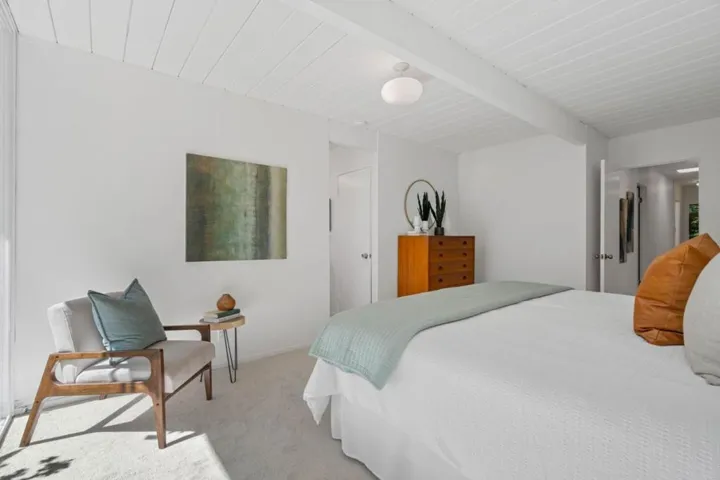 3930 Grove Avenue, Palo Alto, California 94303