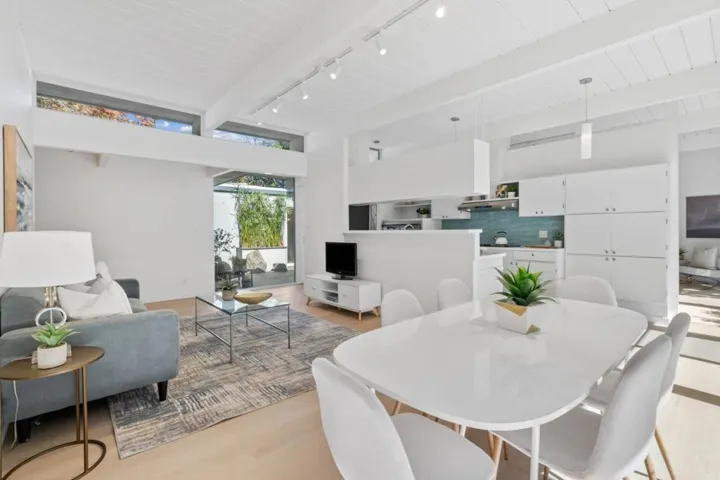 3930 Grove Avenue, Palo Alto, California 94303