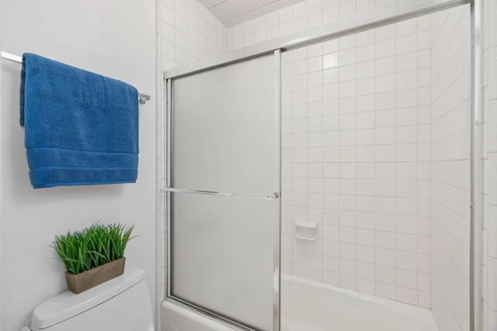 3930 Grove Avenue, Palo Alto, California 94303
