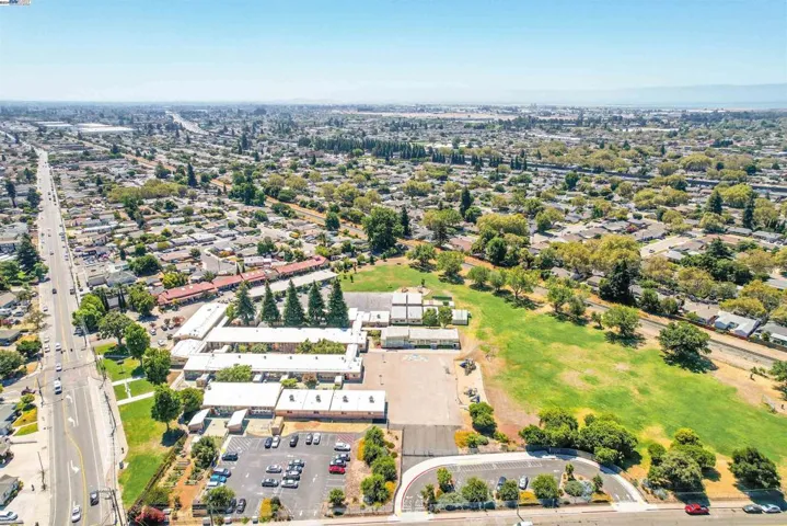 245 Loma Verde Dr., San Lorenzo, California 94580
