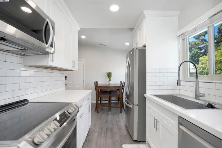 245 Loma Verde Dr., San Lorenzo, California 94580