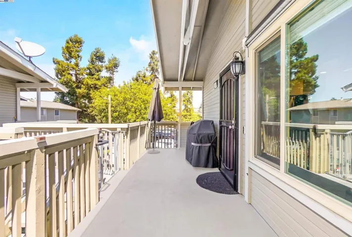 245 Loma Verde Dr., San Lorenzo, California 94580