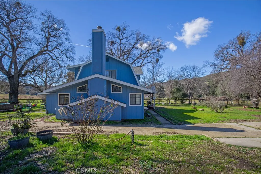 4555 Las Pilitas Road, Santa Margarita, California 93453 home-pic-2