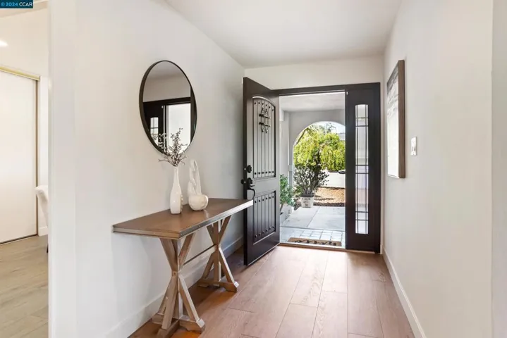 3619 Seabreeze Ct, Hayward, California 94542-2517