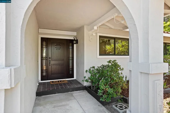 3619 Seabreeze Ct, Hayward, California 94542-2517