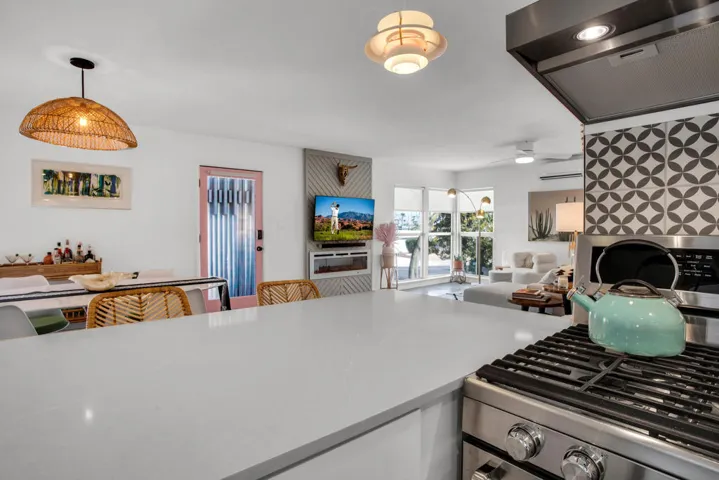 39240 Karen St (17)