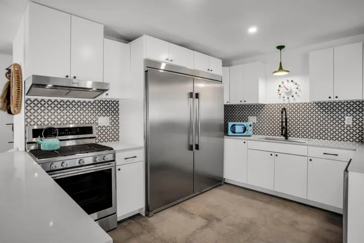 39240 Karen St (15)