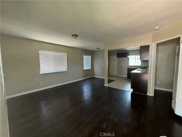 1452 W 98th Street, Los Angeles, California 90047