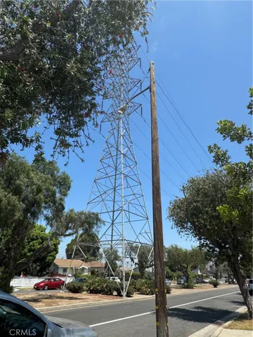1452 W 98th Street, Los Angeles, California 90047