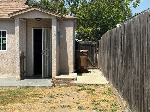 1452 W 98th Street, Los Angeles, California 90047