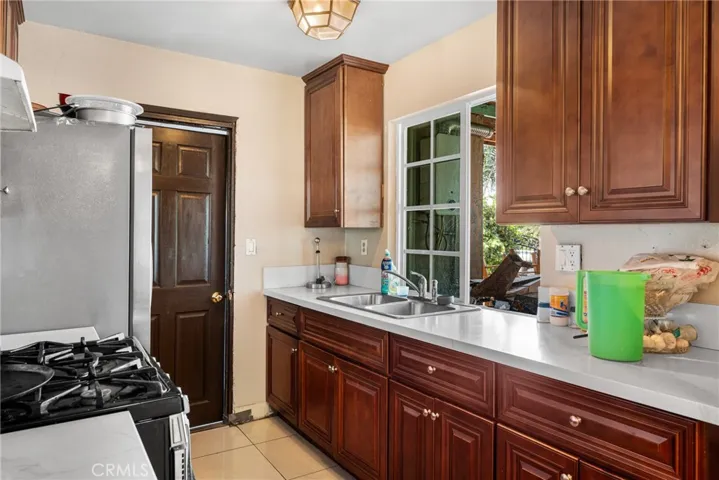 99 Sherwood Street, Chula Vista, California 91911