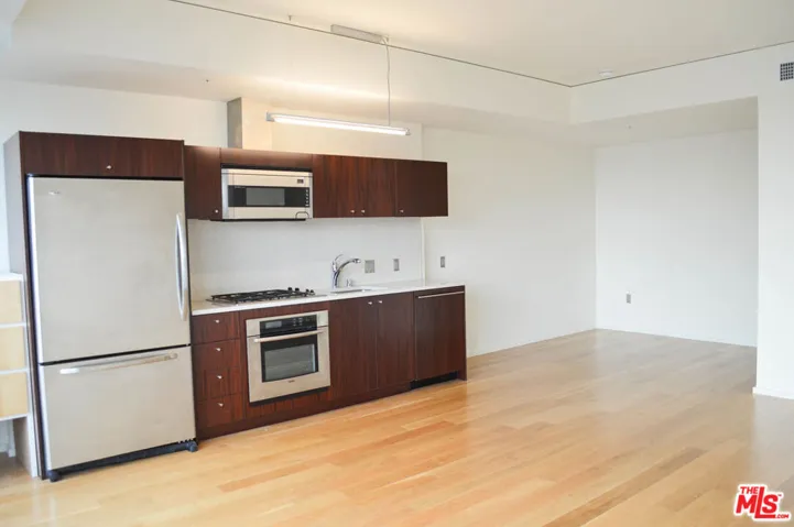 1155 S Grand Avenue 913, Los Angeles, California 90015