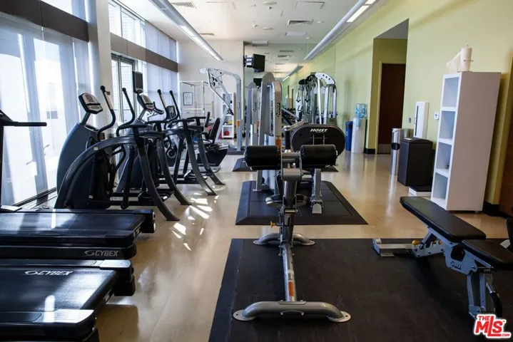 1155 S Grand Avenue 913, Los Angeles, California 90015