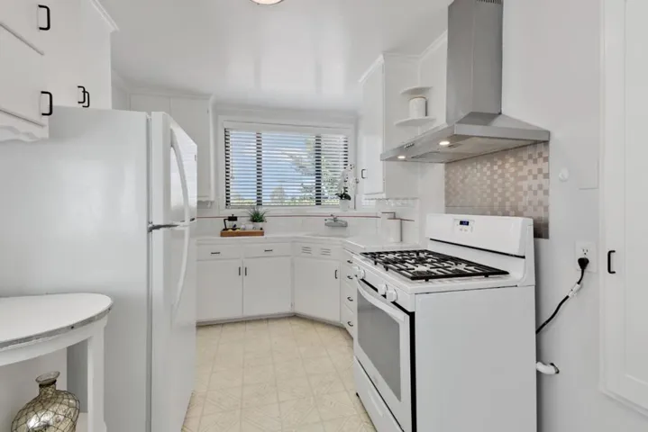 106 Manor Drive, South San Francisco, California 94080