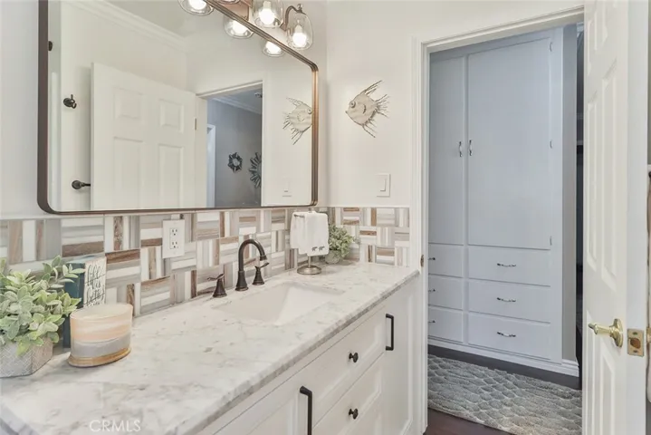 6727 Mount Whitney Avenue, Riverside, California 92506