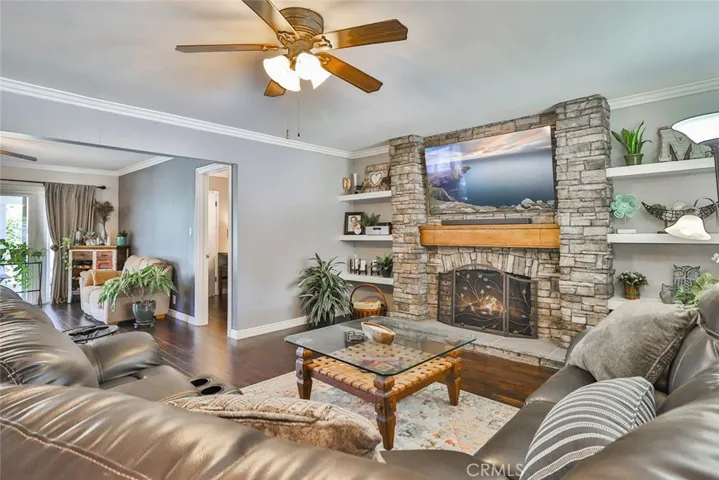 Living Room....leading into family room