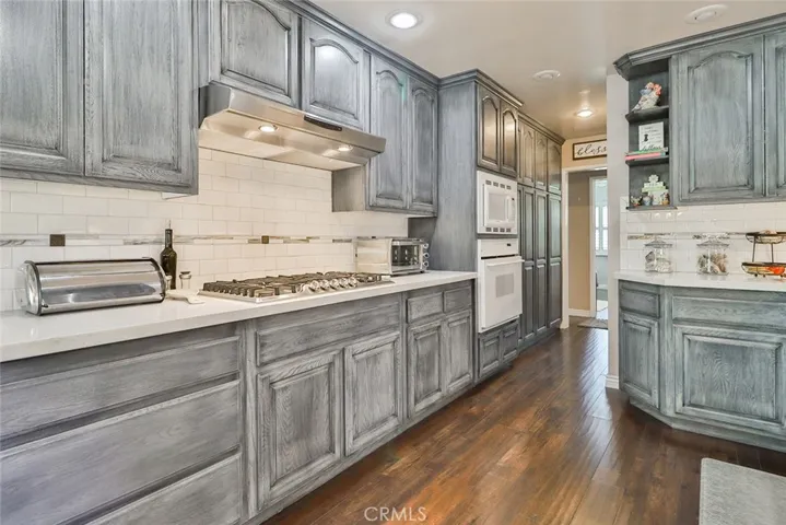 6727 Mount Whitney Avenue, Riverside, California 92506
