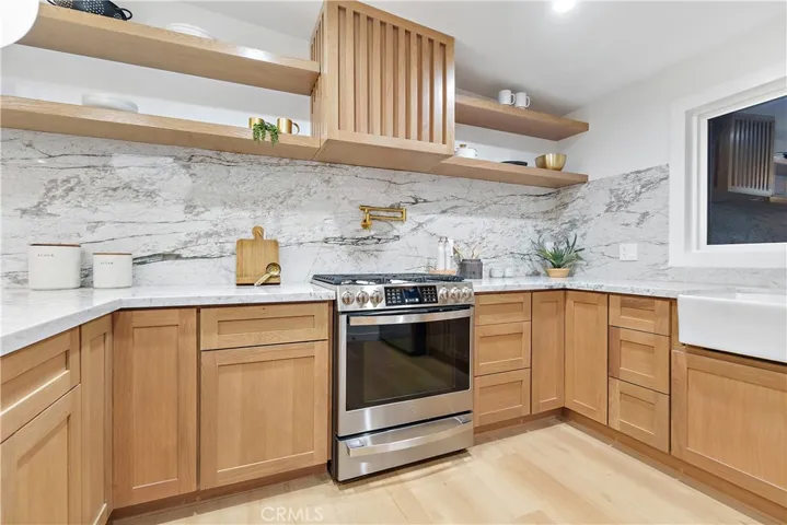 5751 Aladdin Street, Baldwin Hills, California 90008