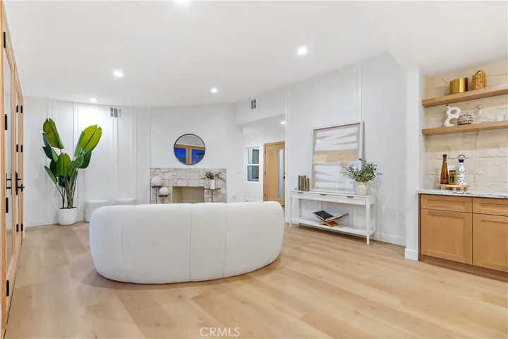 5751 Aladdin Street, Baldwin Hills, California 90008