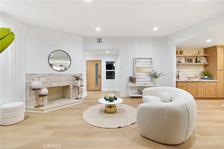 5751 Aladdin Street, Baldwin Hills, California 90008