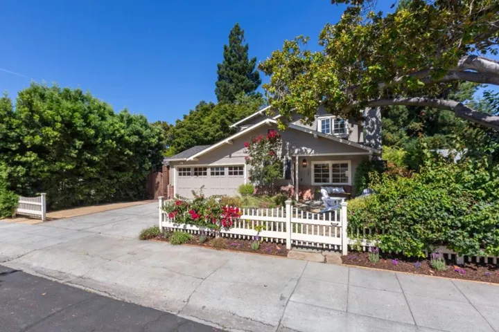 739 Coastland Drive, Palo Alto, California 94303