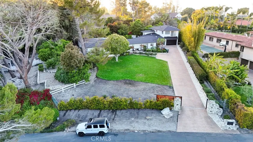 2 Headland Drive, Rancho Palos Verdes, California 90275