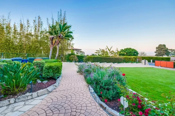 2 Headland Drive, Rancho Palos Verdes, California 90275