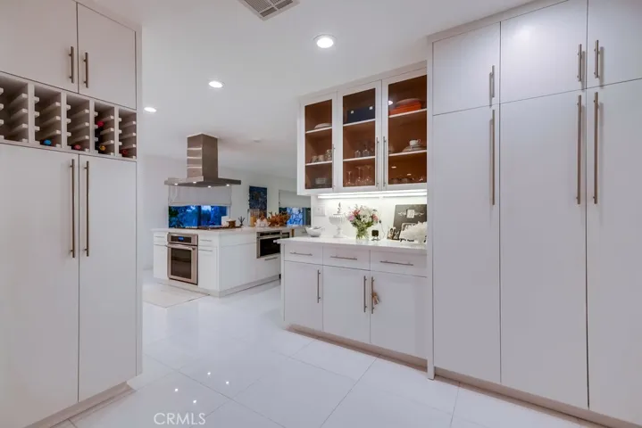 2 Headland Drive, Rancho Palos Verdes, California 90275