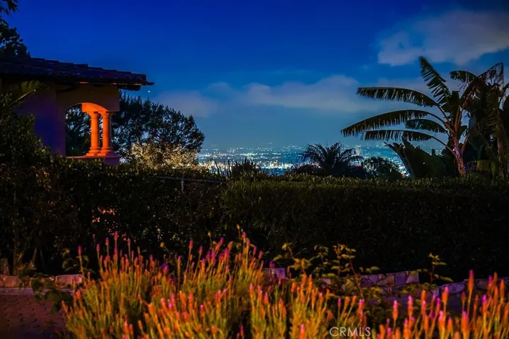 2 Headland Drive, Rancho Palos Verdes, California 90275