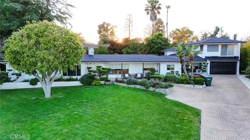 2 Headland Drive, Rancho Palos Verdes, California 90275
