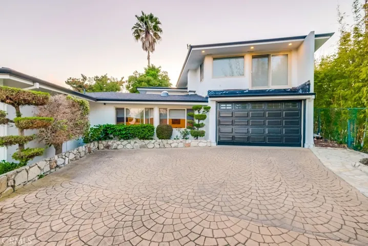 2 Headland Drive, Rancho Palos Verdes, California 90275
