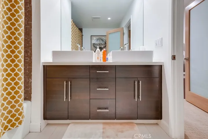 2 Headland Drive, Rancho Palos Verdes, California 90275