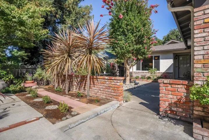 785 Matadero Avenue, Palo Alto, California 94306