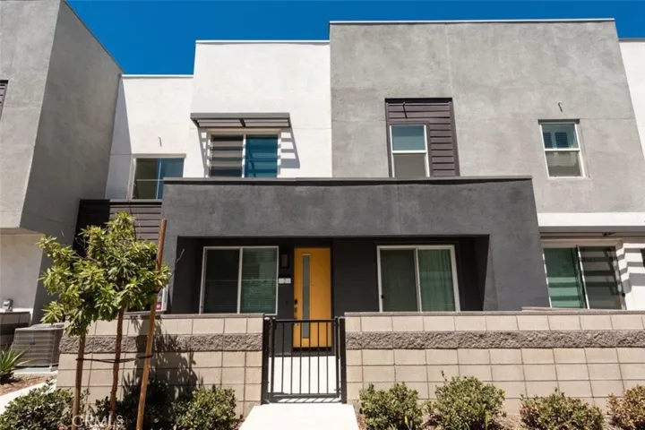 3720 S Allston Paseo 2, Ontario, California 91761
