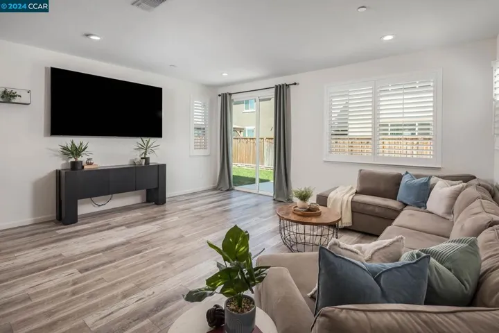 736 Verifine Dr, Oakley, California 94561