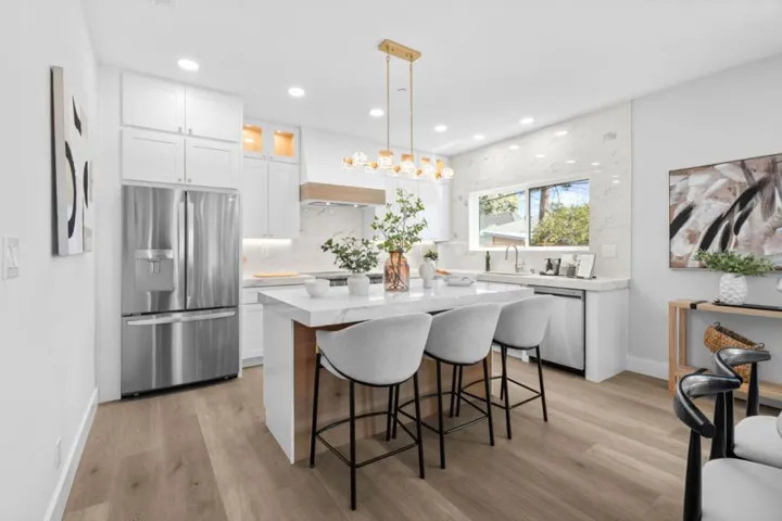 3601 Martin Drive, San Mateo, California 94403