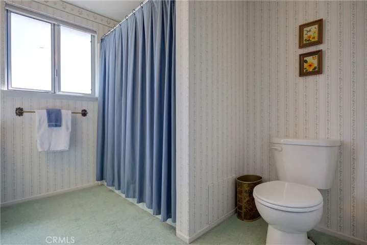 Full Bath with Shower in Tub