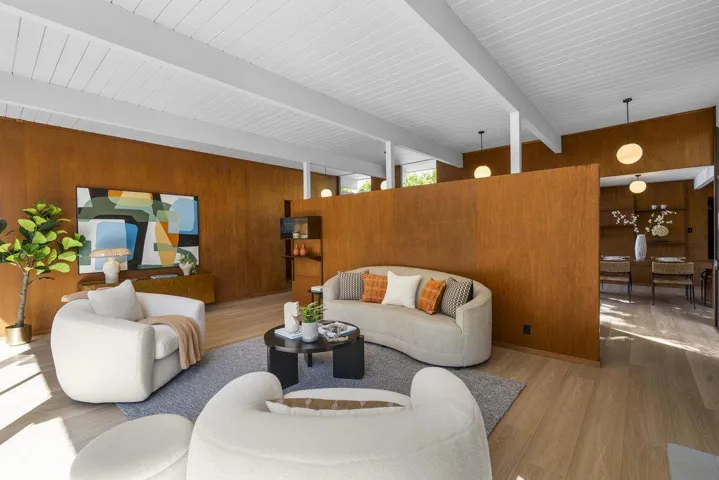 835 Talisman Drive, Palo Alto, California 94303