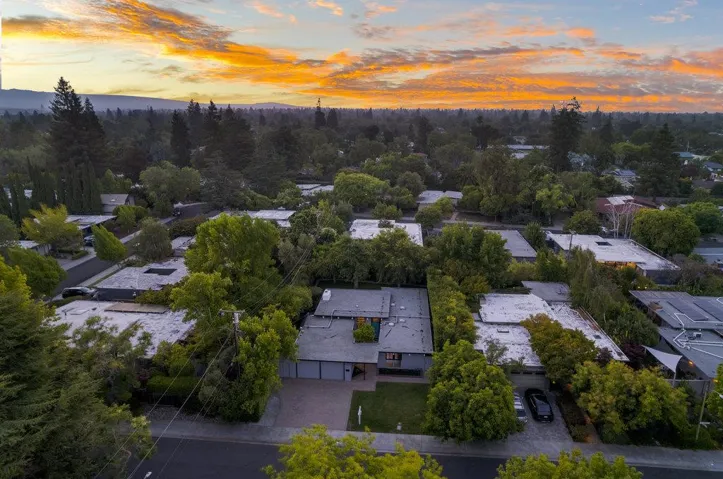 835 Talisman Drive, Palo Alto, California 94303