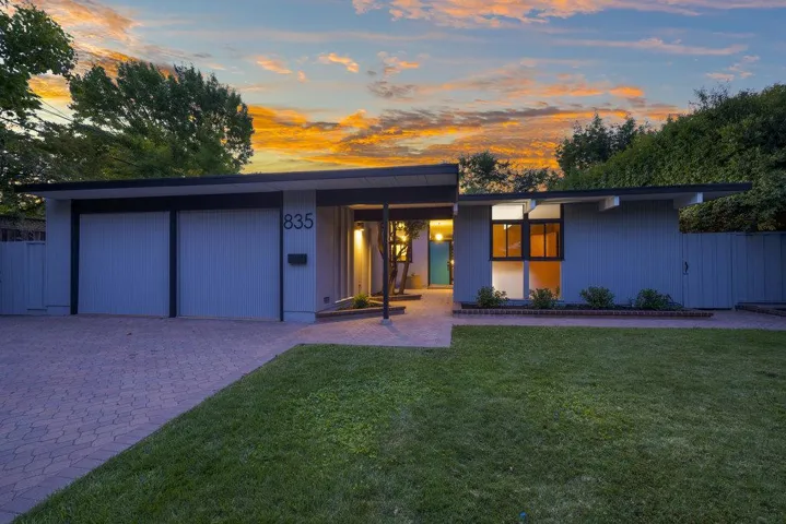 835 Talisman Drive, Palo Alto, California 94303